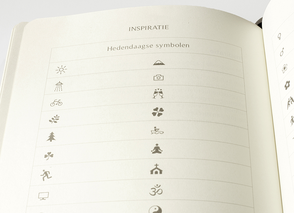 Drie uitgebreide sets symbolen: handig bij het overzichtelijk en mooi maken van je notities.